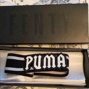 Fenty puma choker